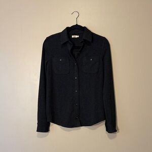 Women’s Faherty Legend Shirt. Charcoal. Size XS